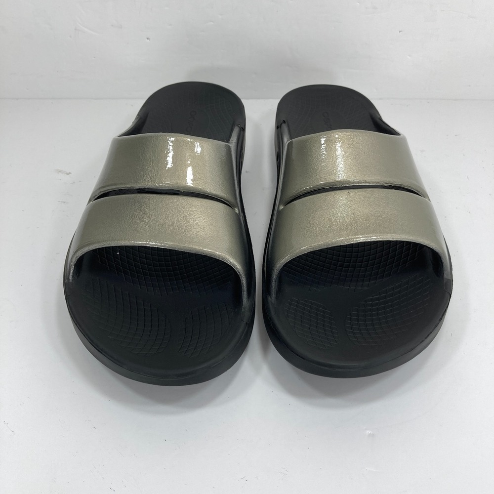 OOFOS OOahh Luxe Slides Mens 9 Womens 11 Recovery Metallic Unisex Sandals - Picture 2 of 10